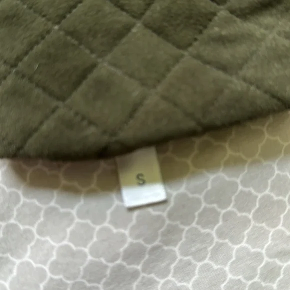 Women's EZ Touch Screen Quilted Suede Gloves - Picture 5 of 7